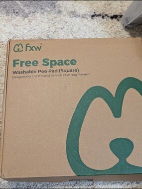 FXW Free Space Washable Pee Pad (Square) - Brown with Green Print